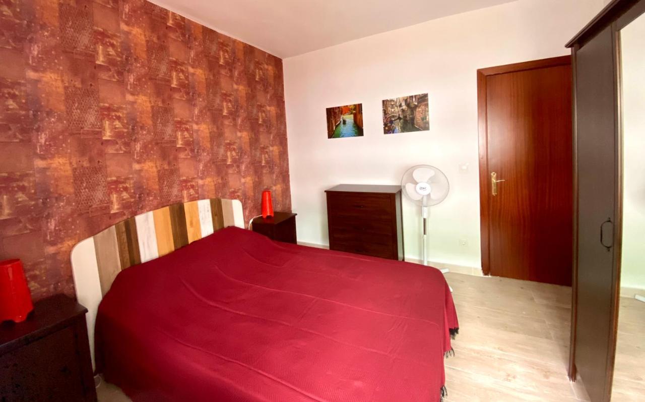 Town House With Patio In Quiet Residential Area 10 Min From Beach Torremolinos Exterior photo